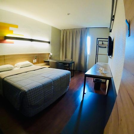 Hotel 10 Itajai/Navegantes Bagian luar foto